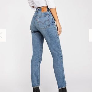 Levi’s Wedgie Icon High Rise Jeans